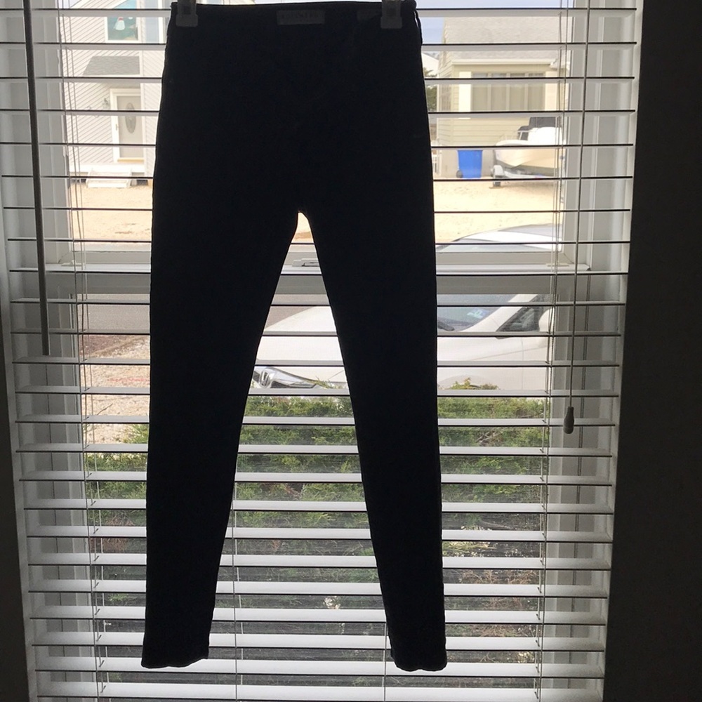 Black Jeans